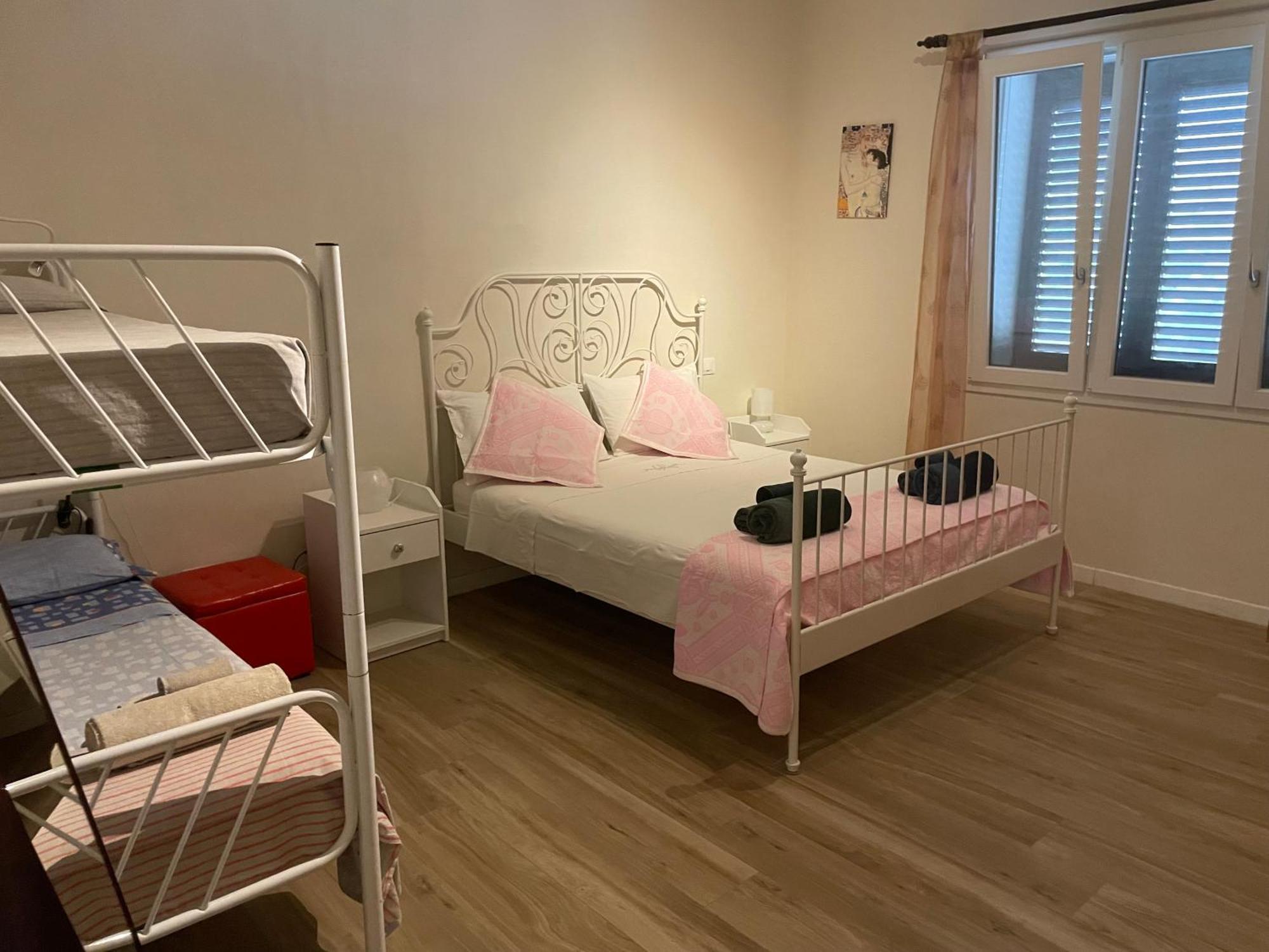 Casa Vacanze “Bouganville” Loc Avane Pisa Vecchiano Exteriér fotografie