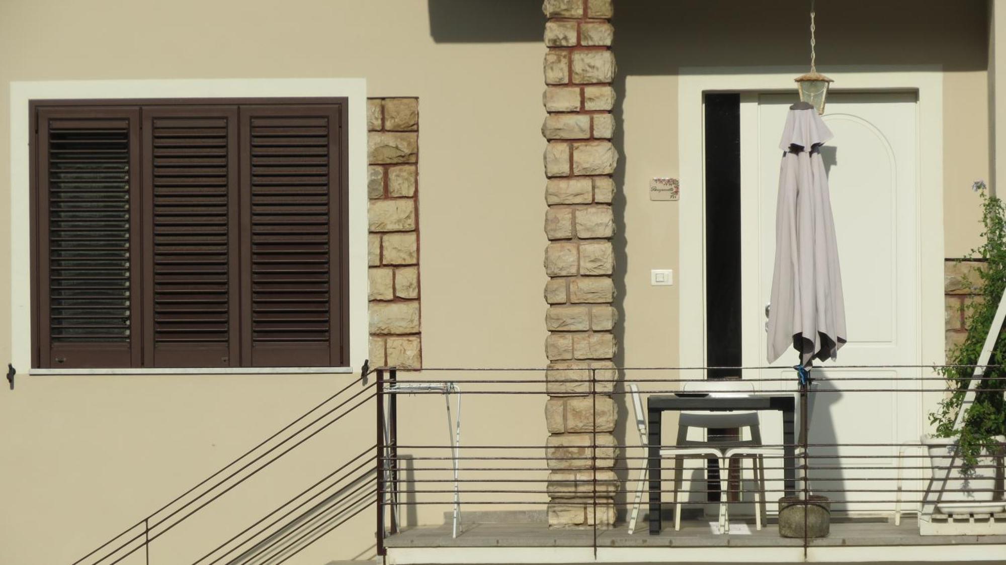 Casa Vacanze “Bouganville” Loc Avane Pisa Vecchiano Exteriér fotografie